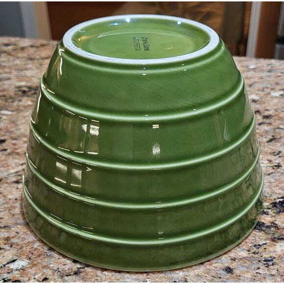 Crate & Barrel Green Bowl 7" D and 4 1/2" Tall - Portugal - Picture 13 of 16